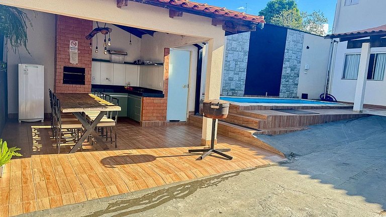 CRCN - Casa com Piscina
