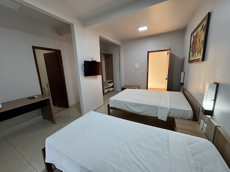 Hotel Lago das Brisas - Tuiuiú - Apto 02