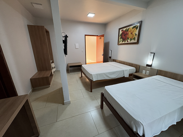 Hotel Lago das Brisas - Tuiuiú - Apto 02